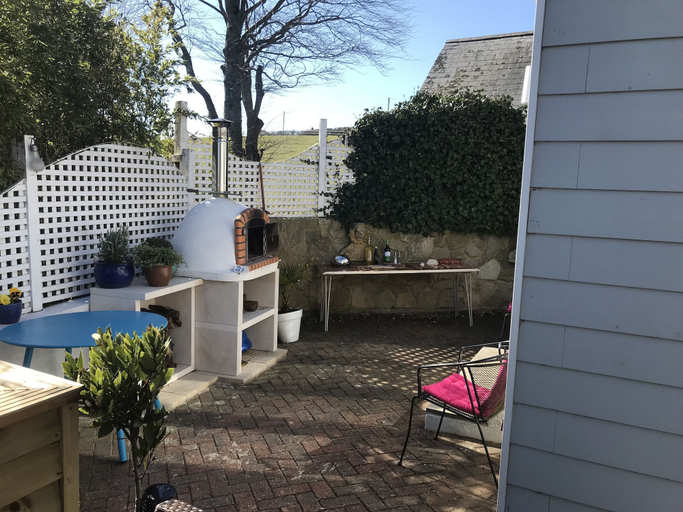 Others 5, Koala Cottage, Isle of Wight