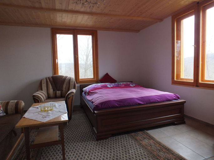 Bedroom 2, Ferienhaus Weinbergalm, Dombóvár