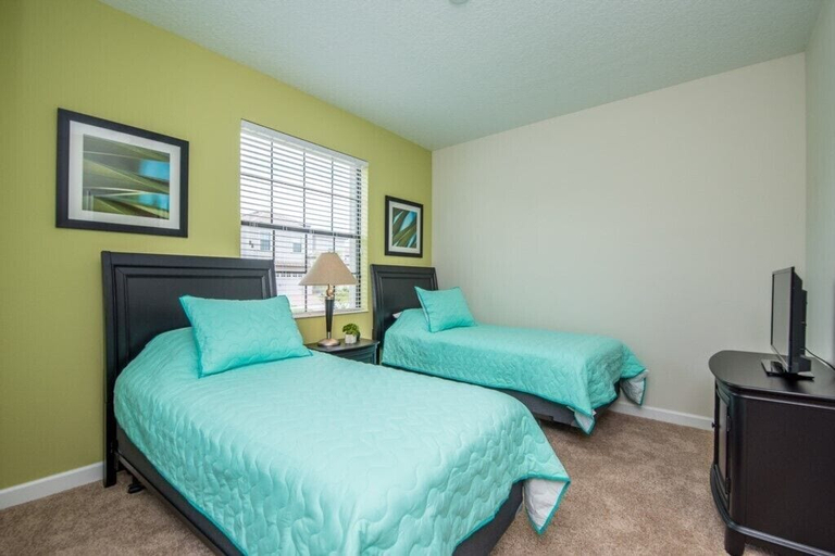 Bedroom 2, 4 Bed 3 Ba Villa with Game Room & Pool, Osceola