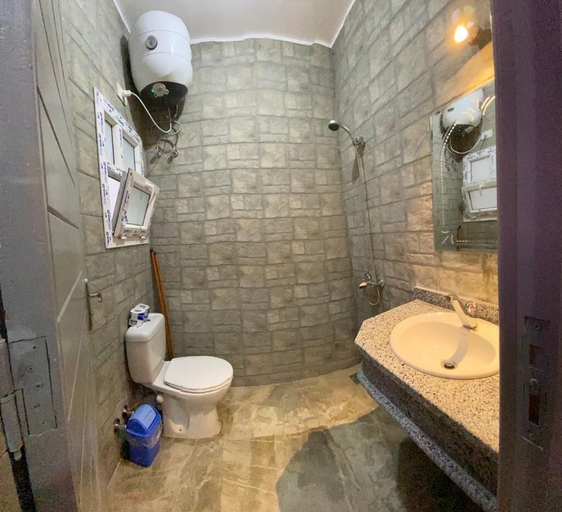 Bathroom, Baraka Camp, Nuweiba'