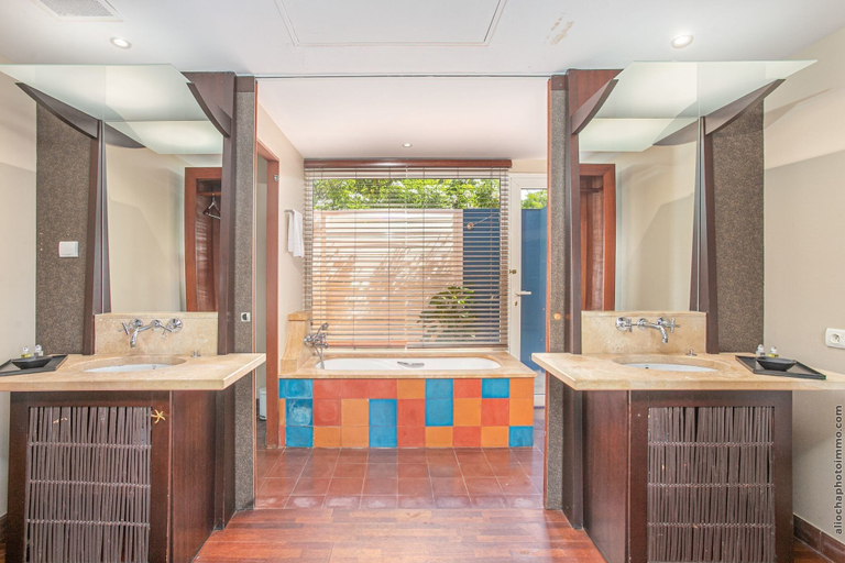 Bathroom 5, Les Villas du Lagon, Le Vauclin