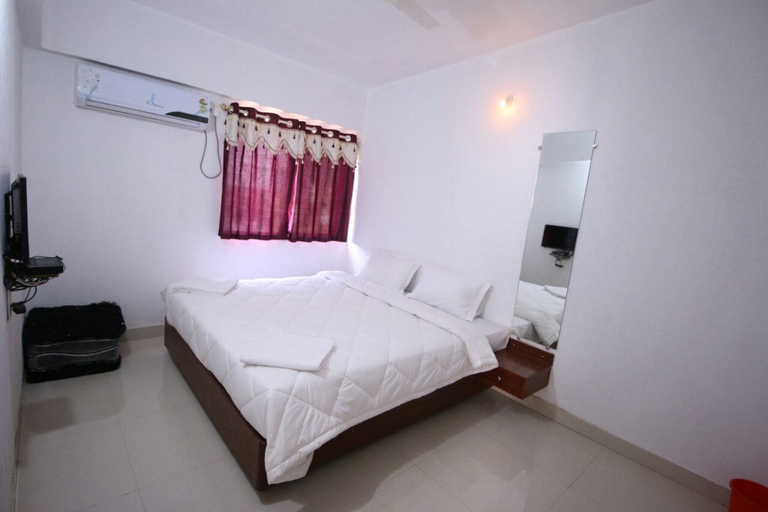 Bedroom 5, Latanand Residency, Satara