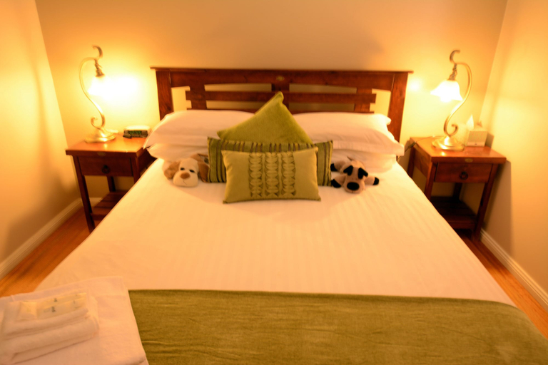 Bedroom 2, Emaroo Cottages Broken Hill, Broken Hill