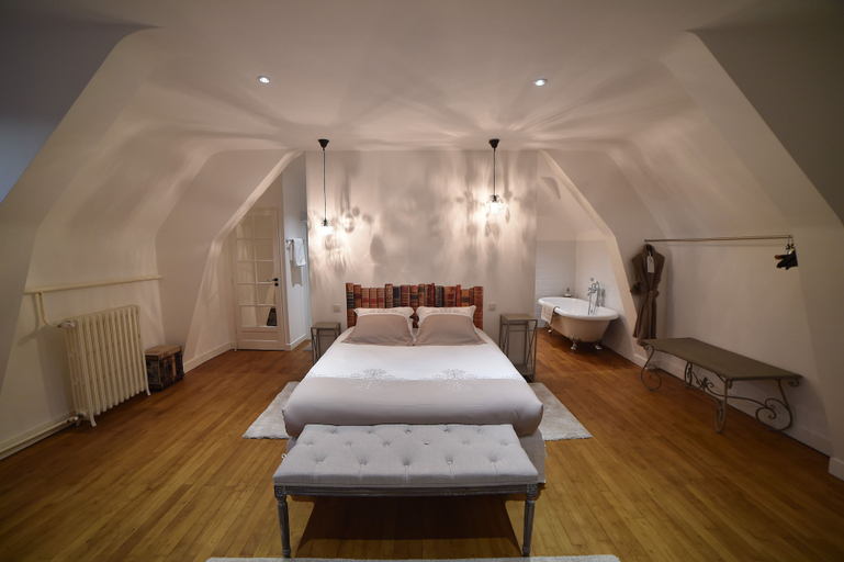 Bedroom 5, Villa des Glycines, Deux-Sèvres
