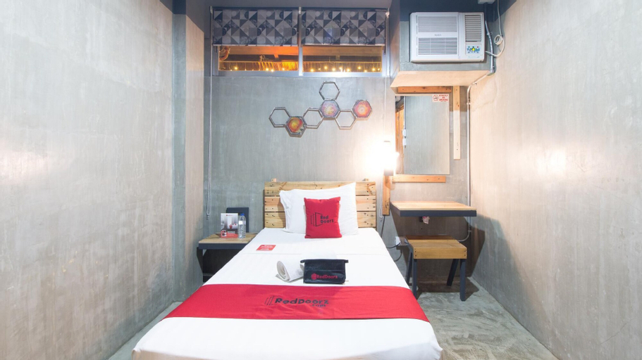 Bedroom 14