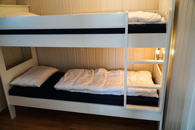 Bedroom 3, Tjeldsundbrua Camping, Skånland