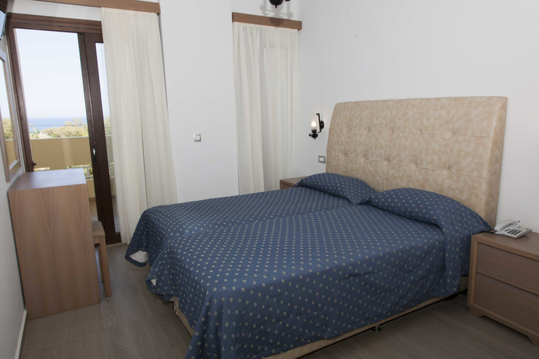Bedroom 2, Sunny Suites, Crete