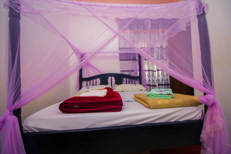 Bedroom 2, Nice Guest House, Jinja