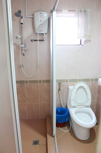 Bathroom 3, IStay Marina Court Kota Kinabalu, Kota Kinabalu