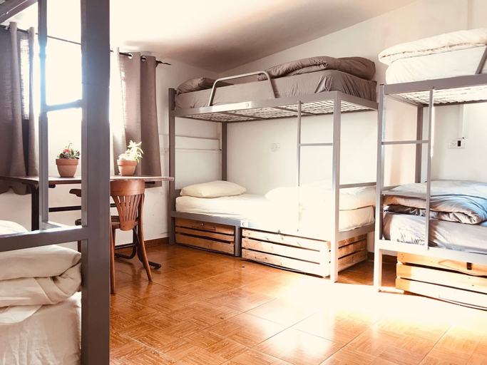 Bedroom 5, Al Yakhour Hostel