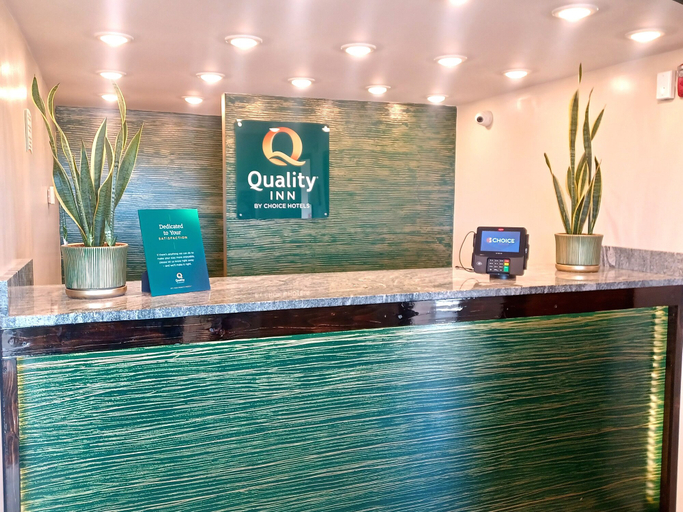 Others 5, Quality Inn, Marion