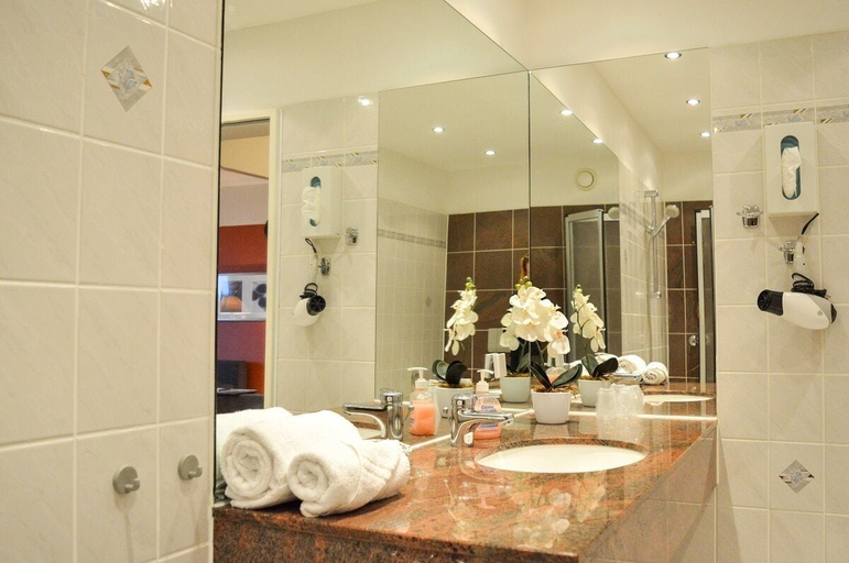 Bathroom 5, Carea Residenz Hotel Harzhöhe, Goslar