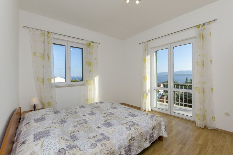 Bedroom 5, Apartments and Room Villa Niko, Bol