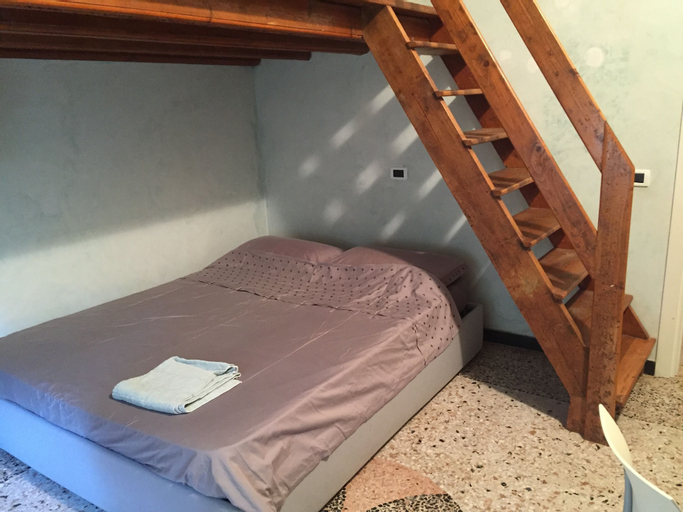 Bedroom 5, B&B Due Papi, Savona