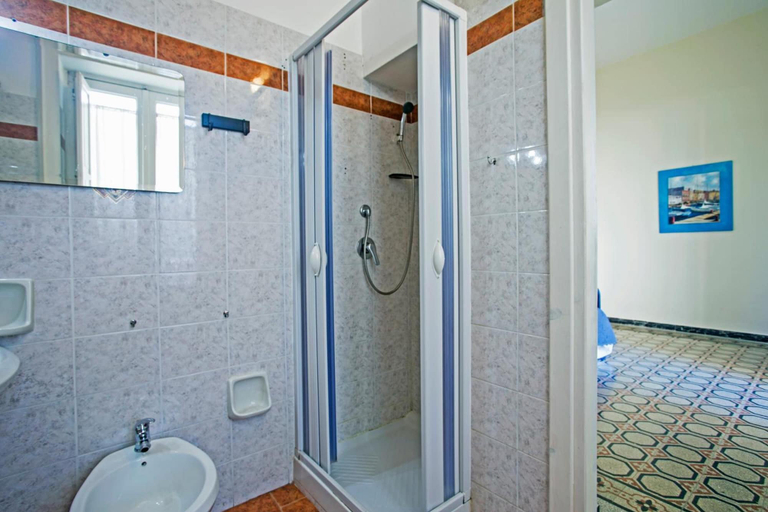 Bathroom 2, Bed and Breakfast La Torretta, Latina