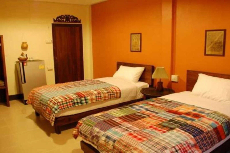 Bedroom 2, The Outside Inn, Muang Ubon Ratchatani