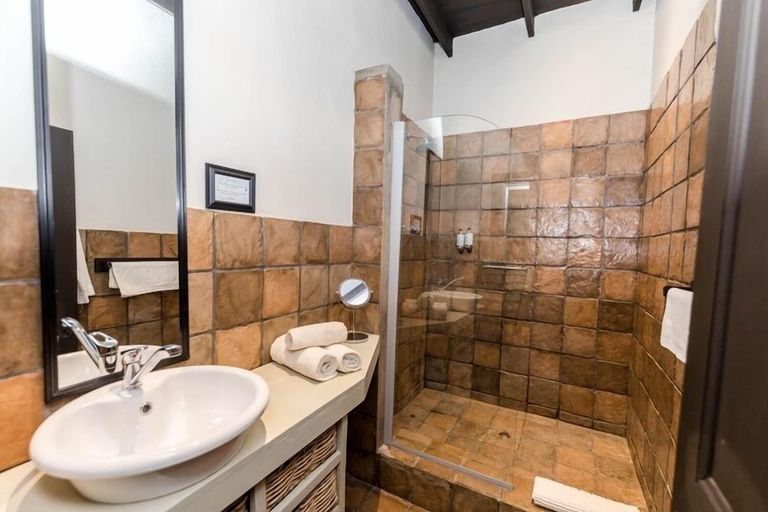 Bathroom 3, Addo African Home, Cacadu
