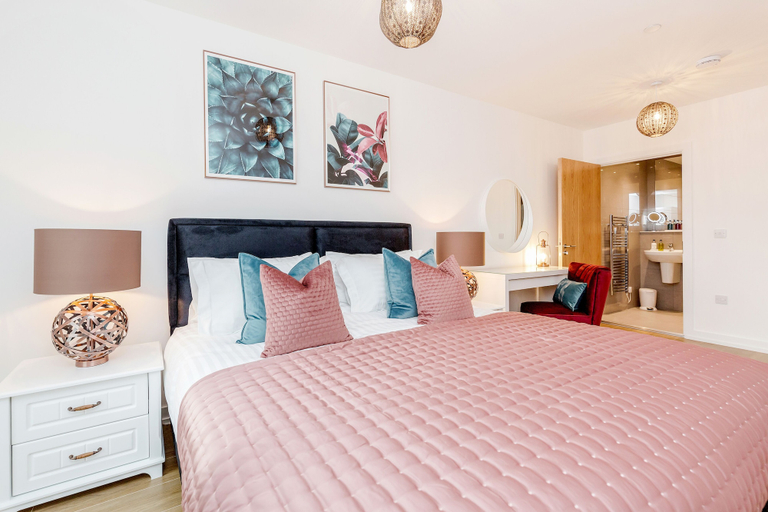 Bedroom 3, Superior Apartment Bracknell Centre, Bracknell Forest