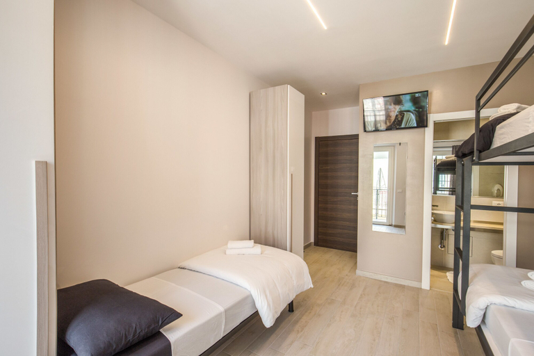Bedroom 3, The Bricks Rome, Rome