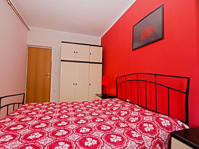 Bedroom 2, Apartments Marisol 1298, Vrsar