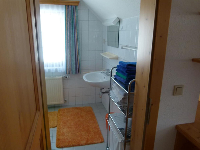 Bathroom 3, Base-Camp Appartement, Liezen