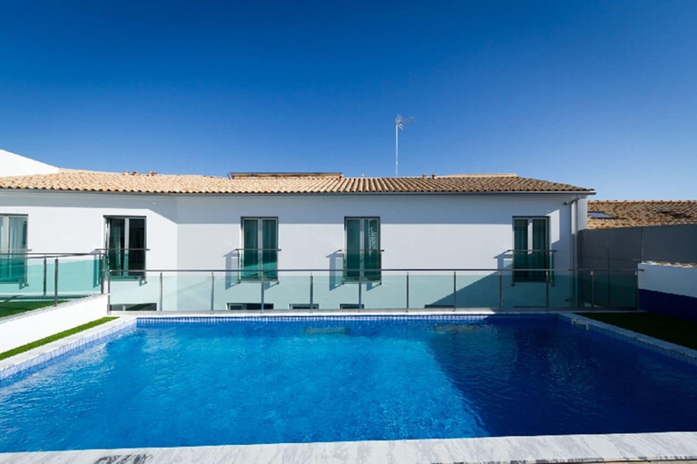 Sport & Beauty 1, Peralux, Silves