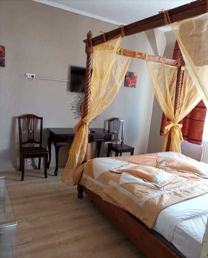 Bedroom 3, La Cote d'Or, Namur