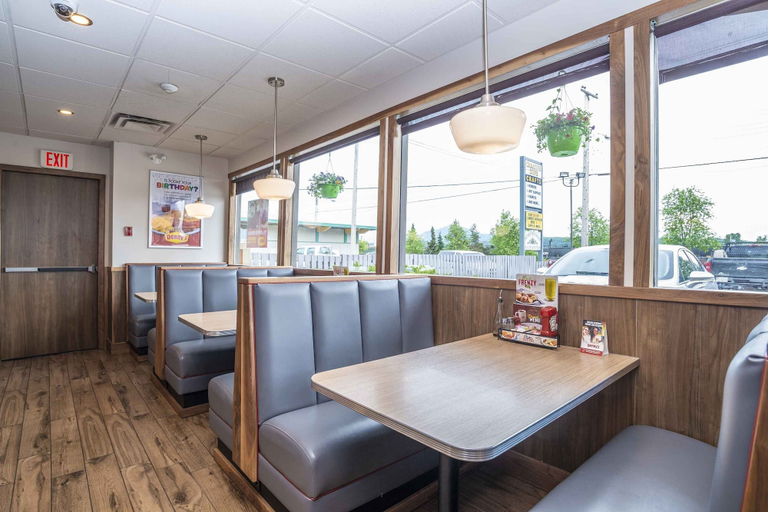 Food & Drinks 5, Sandman Hotel Terrace, Kitimat-Stikine