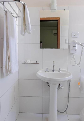 Bathroom 4, Hotel Santa Maria by RB Hotelaria, Campo Mourão