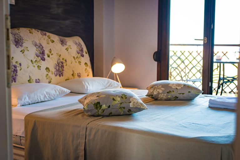 Bedroom 2, Stamos Hotel, Central Macedonia