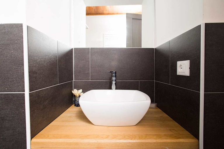 Bathroom 5, Le Erbe Guest House, Viterbo