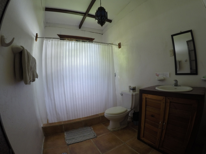 Bathroom 5, The Lotus Garden, Talamanca