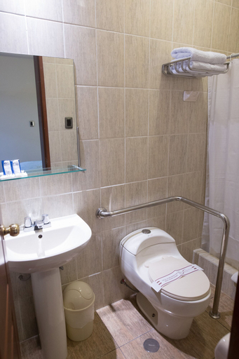 Bathroom 4, Antawasi Cusco, Cusco