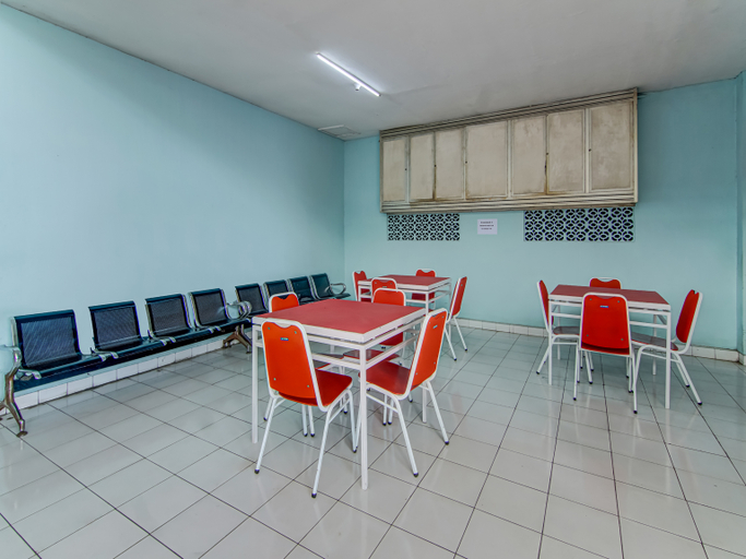 Business Facilities, SPOT ON 90964 Hotel Margadana, Tegal