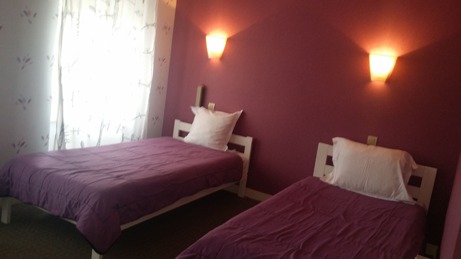 Bedroom 5, Les Closeaux Phil, Manche