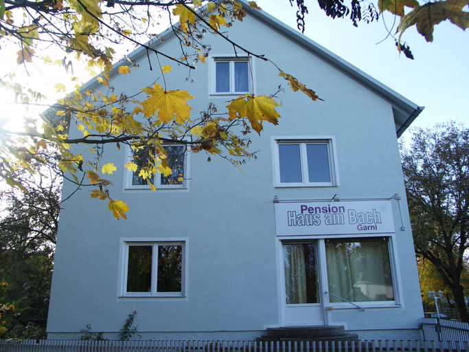 Exterior & Views 2, ARRIVEL Pension Haus am Bach, Freising