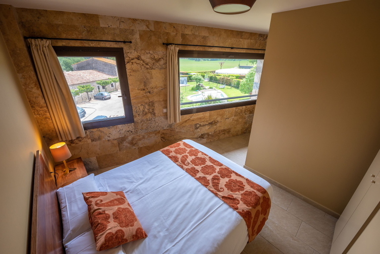 Bedroom 3, L'Arcada de Fares, Girona