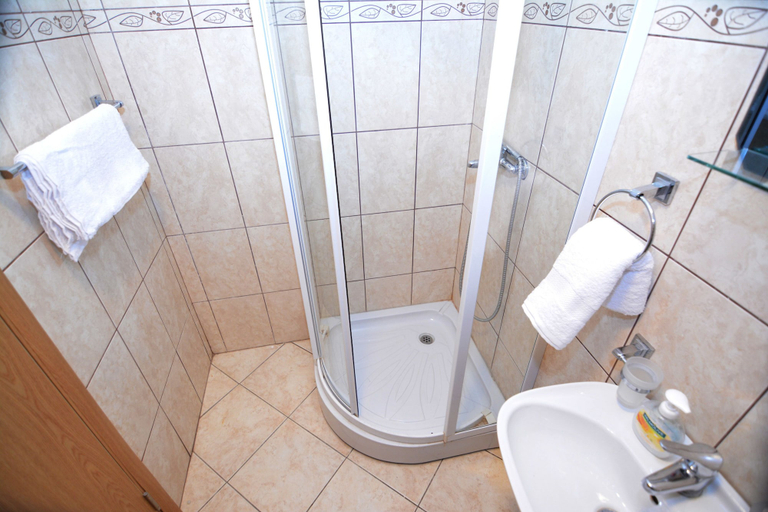 Bathroom 2, Apartment Novak