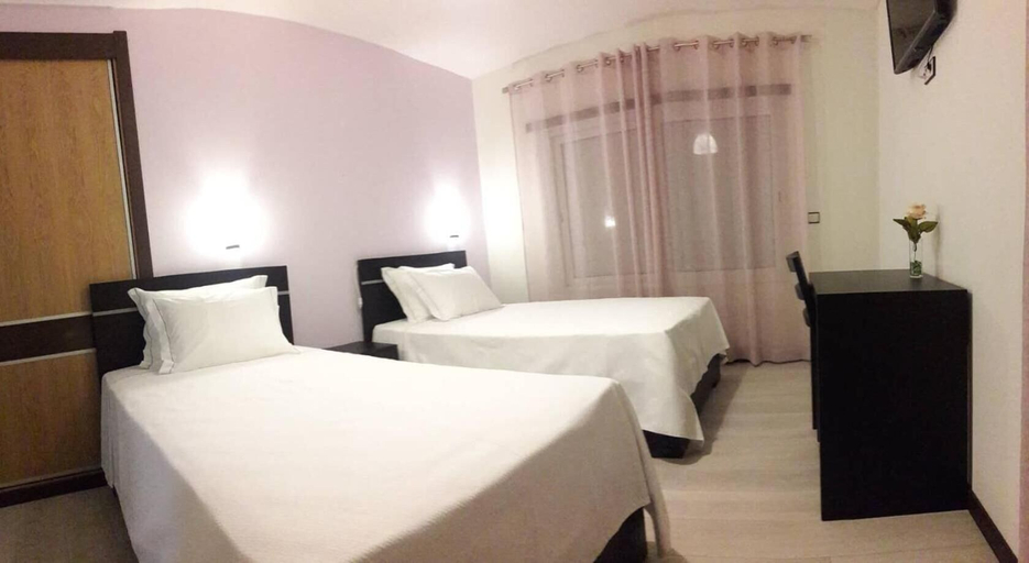 Bedroom 3, Tires Guest House, Cascais