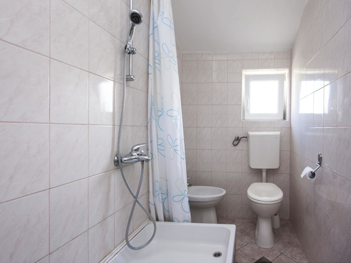 Bathroom 4, Apartment Vinko, Šibenik