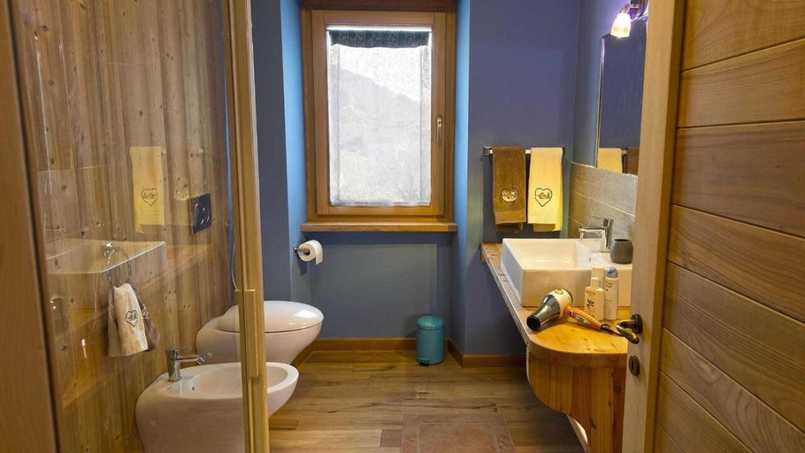 Bathroom 4, Agriturismo Gli Elfi, Aosta