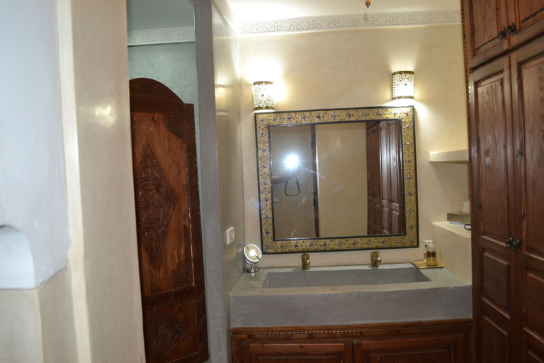 Bathroom 4, Riad Bayti, Marrakech