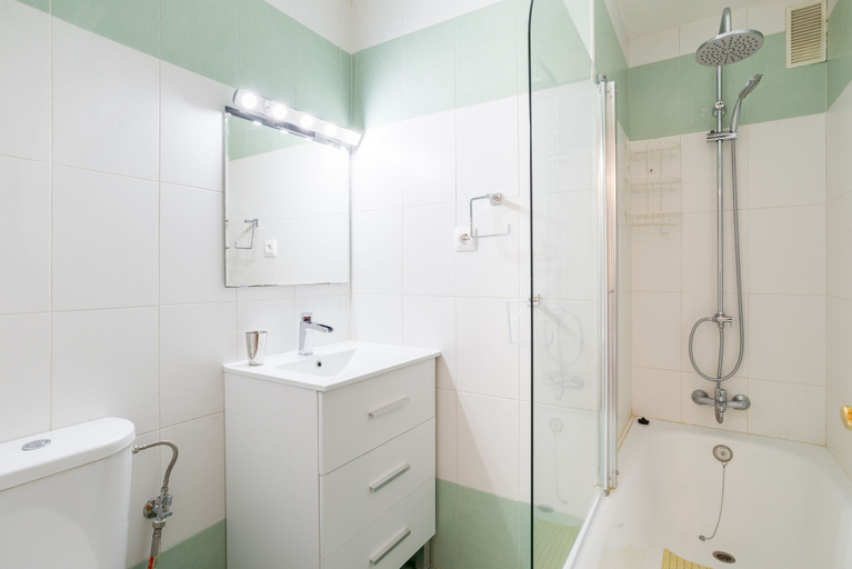 Bathroom 4, LU&CIA Penthouse with terrace, Málaga