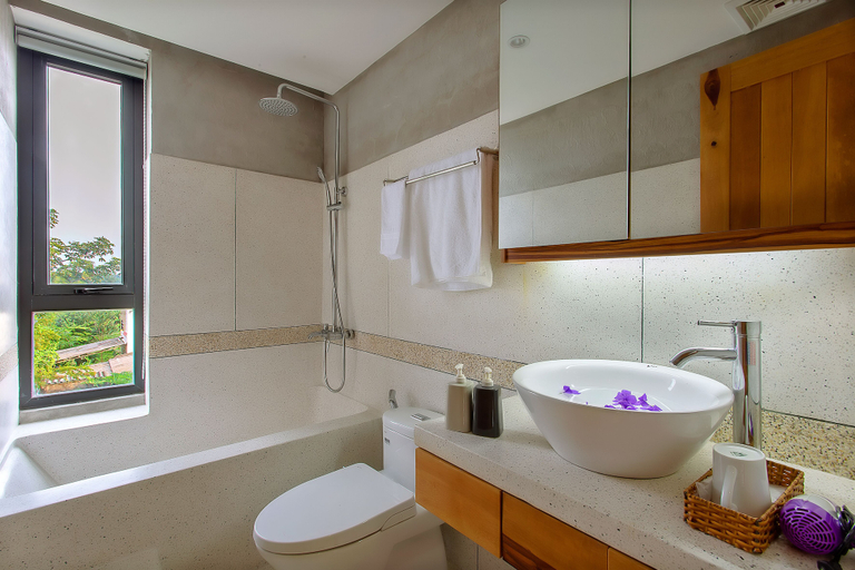 Bathroom 3, Bay Sand Villa Resort Hoi An, Da Nang