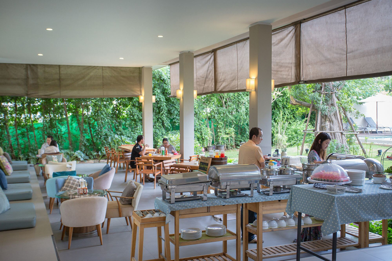 Food & Drinks 4, Prairie Hills Resort, Pak Chong