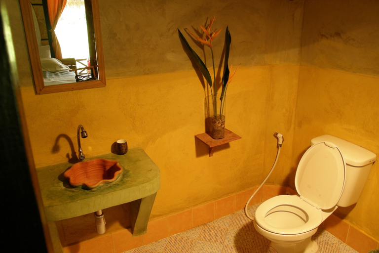 Bathroom 3, Good Morning Pai, Pai
