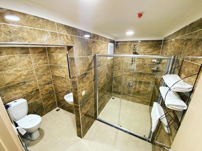 Bathroom 5, Şimal Hotel, Merkez
