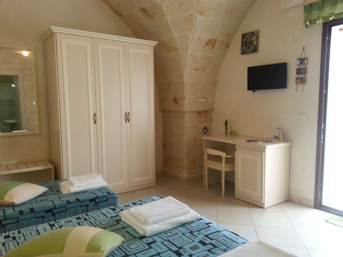 Bedroom 4, B&B Demetra, Brindisi