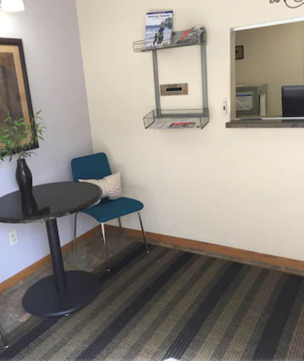 Airport Lodge, Waukesha