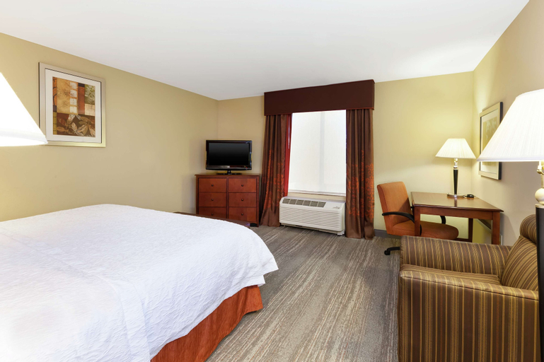 Bedroom 30